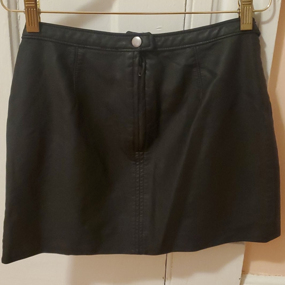 🎁 Free People black vegan leather moto mini skirt 4 - Picture 6 of 6